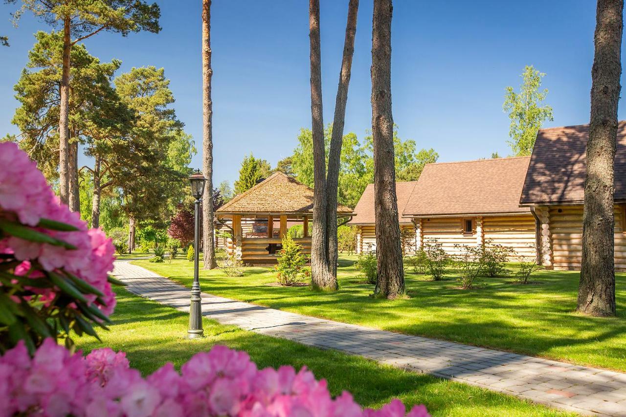 Hotel Dzintarkrasts Zocenes Ciems Exteriér fotografie