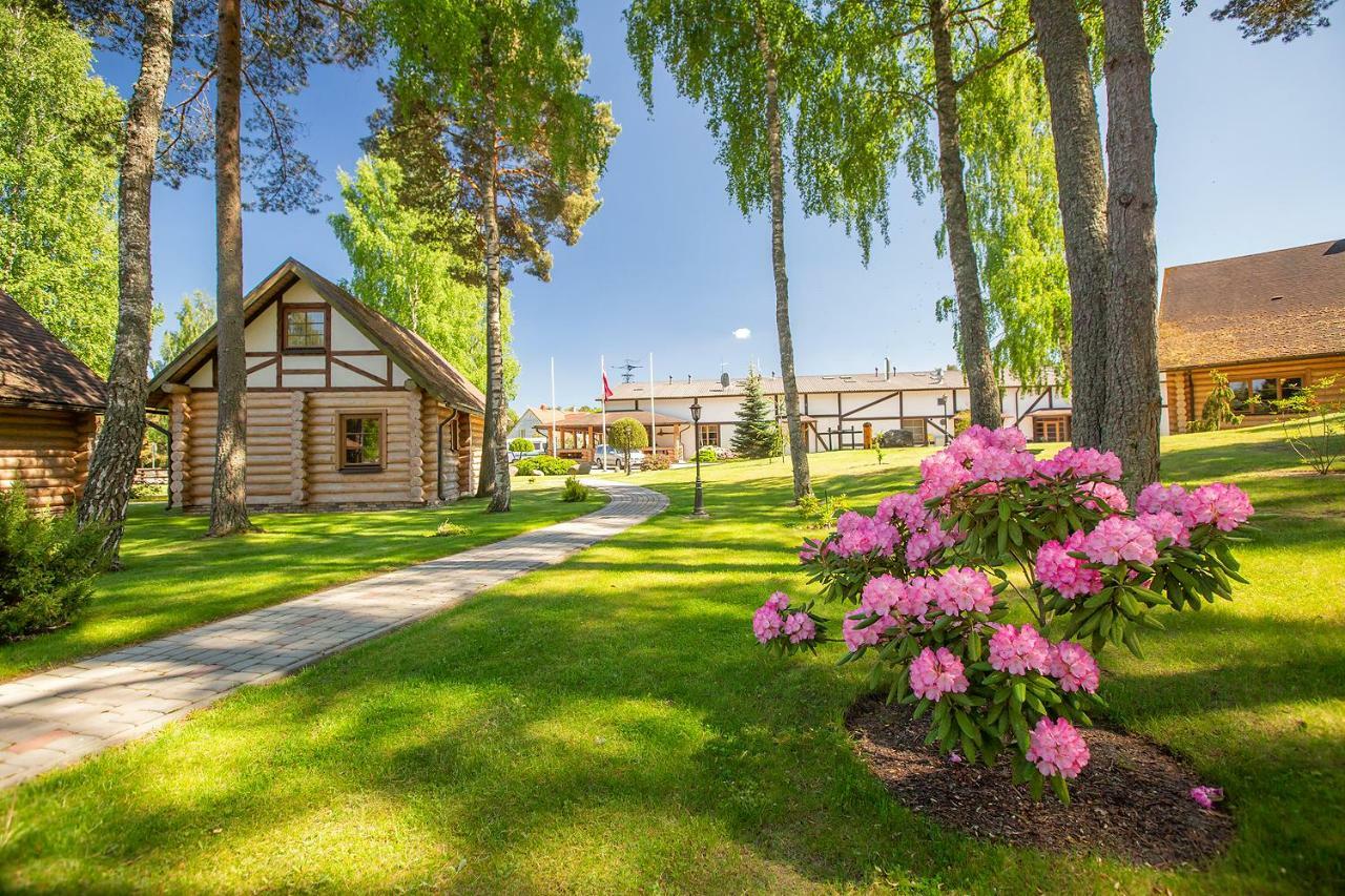 Hotel Dzintarkrasts Zocenes Ciems Exteriér fotografie